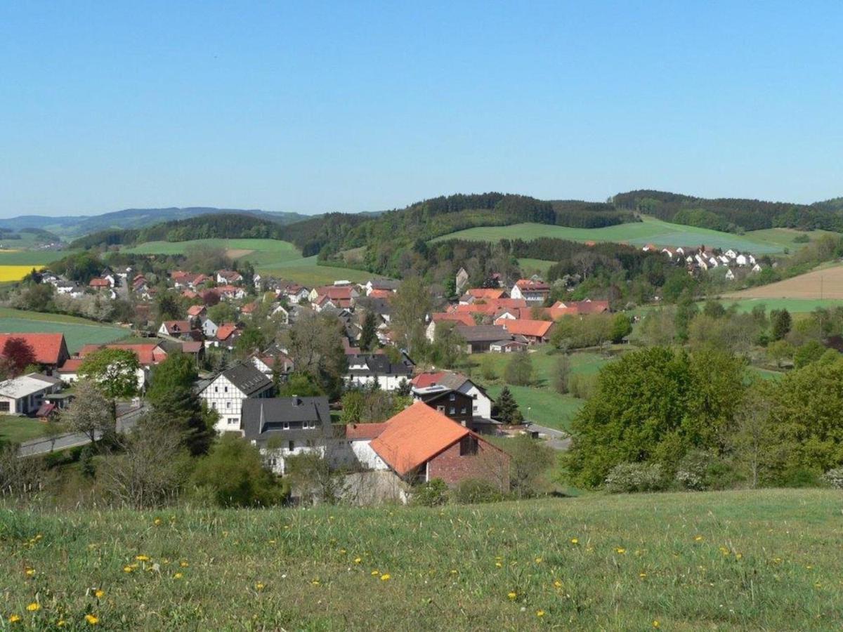 Quiet Holiday Home With Terrace Korbach Exteriör bild